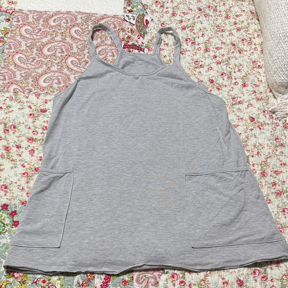 Women's Gray Racerback Tank Top with Pockets
